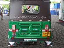 Bajaj 4 Stroke 2012 Three Wheel