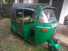 Bajaj 4 Stroke 2004 Three Wheel