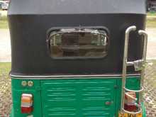 Bajaj 4 Stroke 2007 Three Wheel