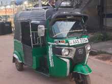 Bajaj 4 Stroke 2014 Three Wheel