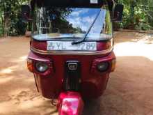 Bajaj 4 Stroke 2011 Three Wheel