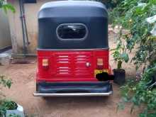 https://riyasewana.com/uploads/bajaj-4istok-3553534133.jpg