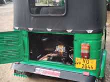 https://riyasewana.com/uploads/bajaj-4sk-16133553923.jpg