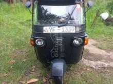 Bajaj 4 Stroke 2010 Three Wheel