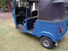 https://riyasewana.com/uploads/bajaj-4st-201102504152.jpg