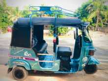 https://riyasewana.com/uploads/bajaj-4st-205-2013-79033612332.jpg