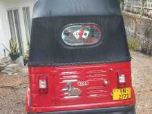 https://riyasewana.com/uploads/bajaj-4st-221854454622.jpg