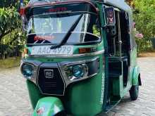 Bajaj 4 Stroke 2014 Three Wheel