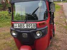 Bajaj RE 2019 Three Wheel