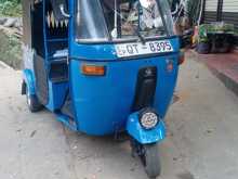 Bajaj 4 Stroke 2009 Three Wheel