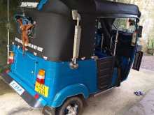 https://riyasewana.com/uploads/bajaj-4stoce-11311454382.jpg