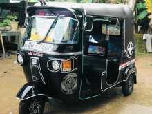 Bajaj 4 Stroke 2010 Three Wheel