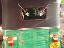 Bajaj 4 Stroke 2009 Three Wheel