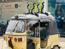 Bajaj 4 Stroke 2012 Three Wheel