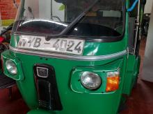 Bajaj 4 Stroke 2010 Three Wheel