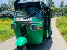Bajaj 4 Stroke 2010 Three Wheel