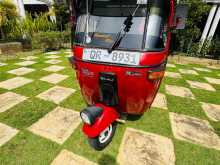 Bajaj 4 Stroke 2009 Three Wheel