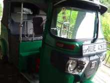 Bajaj 4 Stroke 2015 Three Wheel