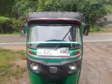 Bajaj 4 Stroke 2015 Three Wheel