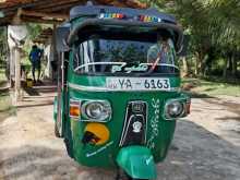 Bajaj 4 Stroke 2010 Three Wheel
