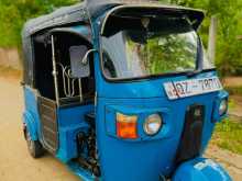 Bajaj 4 Stroke 2010 Three Wheel