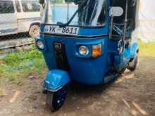 Bajaj 4 Stroke 2011 Three Wheel