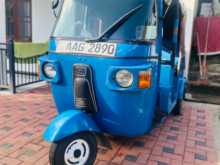 Bajaj 4 Stroke 2013 Three Wheel