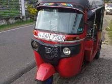 Bajaj 4 Stroke 2014 Three Wheel