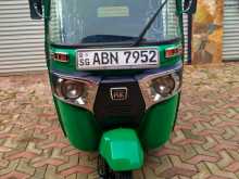 Bajaj 4 Stroke 2016 Three Wheel