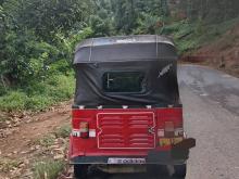 Bajaj 4 Stroke 2010 Three Wheel