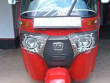 Bajaj 4 Stroke 2016 Three Wheel