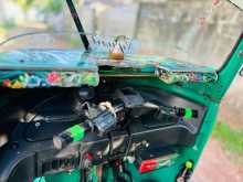 https://riyasewana.com/uploads/bajaj-4stock-three-141148344593.jpg