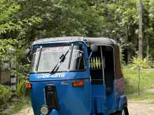 Bajaj 4 Stroke 2009 Three Wheel