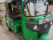 Bajaj 4 Stroke 2015 Three Wheel
