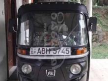 Bajaj 4 Stroke 2016 Three Wheel
