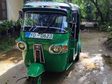 Bajaj 4 Stroke 2011 Three Wheel