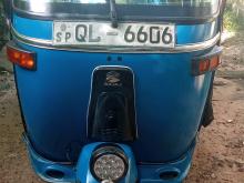 Bajaj 4 Stroke 2007 Three Wheel