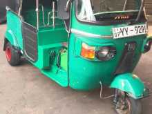 Bajaj 4 Stroke 2012 Three Wheel