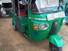 Bajaj 4 Stroke 2010 Three Wheel