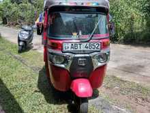 Bajaj RE 4 Stroke 2019 Three Wheel