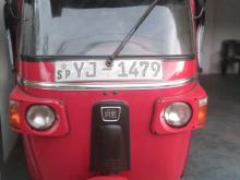 Bajaj 4 Stroke 2011 Three Wheel