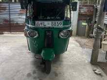Bajaj 4 Stroke 2011 Three Wheel