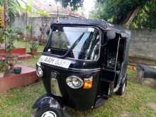 Bajaj 4 Stroke 2014 Three Wheel