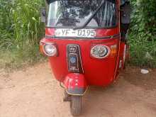 Bajaj 4stok 2011 Three Wheel