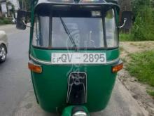 Bajaj 4 Stroke 2009 Three Wheel