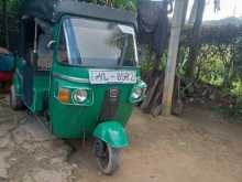 Bajaj 4 Stroke 2012 Three Wheel