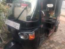 Bajaj 4 Stroke 2011 Three Wheel