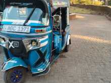 Bajaj 4 Stroke 2015 Three Wheel