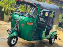 Bajaj 4 Stroke 2009 Three Wheel