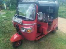 Bajaj 4 Stroke 2010 Three Wheel